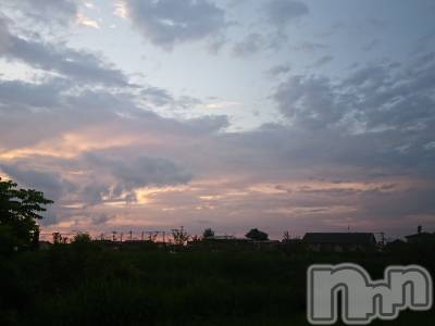 長岡デリヘル 人妻楼　長岡店(ヒトヅマロウ　ナガオカテン) なな(43)の6月29日写メブログ「外はまだ。。」