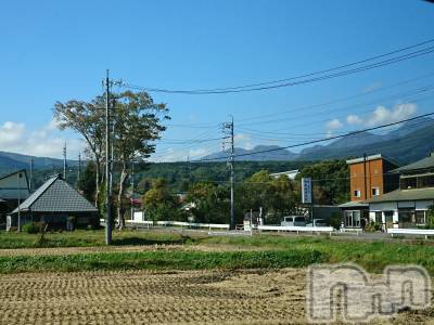 長岡デリヘル 人妻楼　長岡店(ヒトヅマロウ　ナガオカテン) なな(43)の10月19日写メブログ「長野までの裏道」