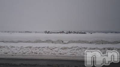 長岡デリヘル 人妻楼　長岡店(ヒトヅマロウ　ナガオカテン) なな(43)の1月22日写メブログ「雪で分からないね！」