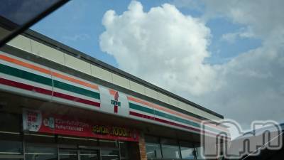 長岡デリヘル 人妻楼　長岡店(ヒトヅマロウ　ナガオカテン) なな(43)の3月7日写メブログ「コンビニに行ったら」