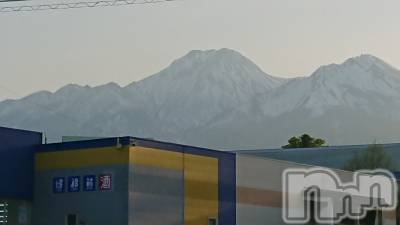 長岡デリヘル 人妻楼　長岡店(ヒトヅマロウ　ナガオカテン) なな(43)の5月5日写メブログ「妙高へ⭐」