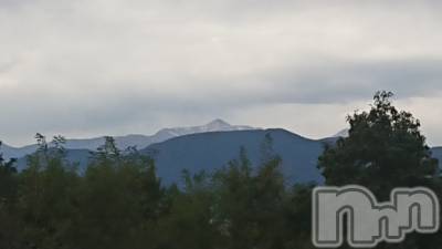 長岡デリヘル 人妻楼　長岡店(ヒトヅマロウ　ナガオカテン) なな(43)の10月23日写メブログ「雪が降りました。」