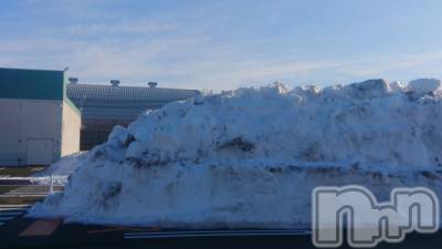 長岡デリヘル 人妻楼　長岡店(ヒトヅマロウ　ナガオカテン) なな(43)の12月28日写メブログ「ある敷地内にて」