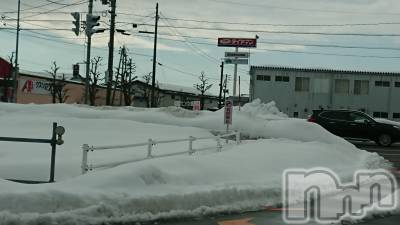 長岡デリヘル 人妻楼　長岡店(ヒトヅマロウ　ナガオカテン) なな(43)の1月7日写メブログ「道路に出る時・・」