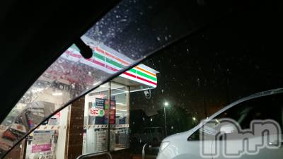 長岡デリヘル 人妻楼　長岡店(ヒトヅマロウ　ナガオカテン) なな(43)の1月16日写メブログ「セブンイレブンで🏪」