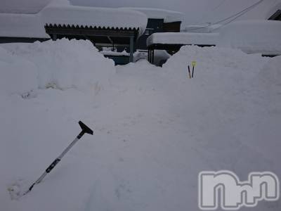 長岡デリヘル 人妻楼　長岡店(ヒトヅマロウ　ナガオカテン) なな(43)の1月23日写メブログ「大雪で何日も車が」