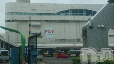 長岡デリヘル 人妻楼　長岡店(ヒトヅマロウ　ナガオカテン) なな(43)の5月8日写メブログ「駅の駐車場🚙」