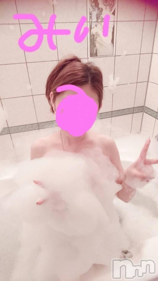 柏崎デリヘル(デリヘルカシワザキ)の2018年4月18日お店速報「おすすめの女の子☆出勤中です♪ご予約はお早目に！！！」