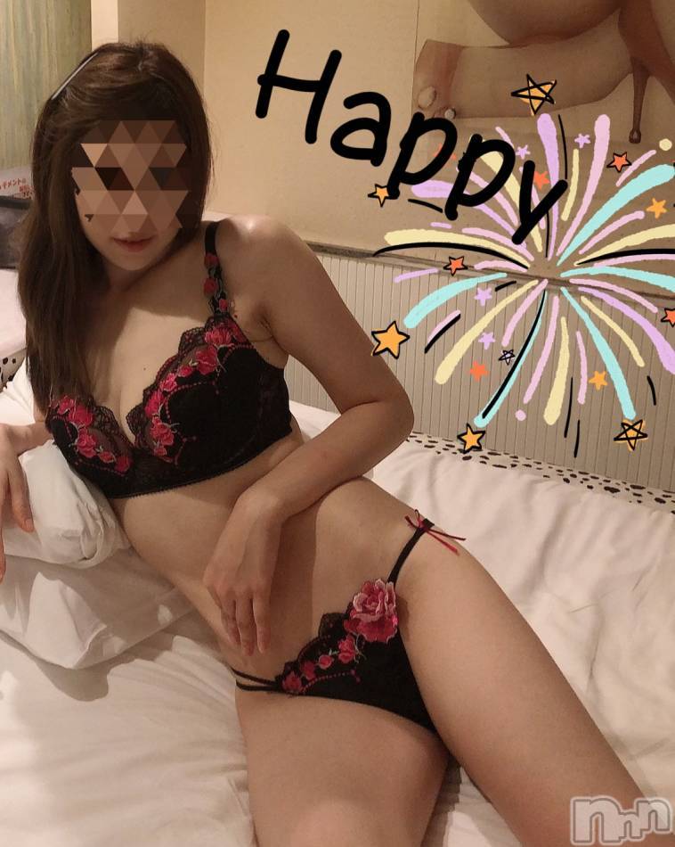 柏崎デリヘル(デリヘルカシワザキ)の2020年10月19日お店速報「【エロすぎ注意】お姉さんが出勤中です」