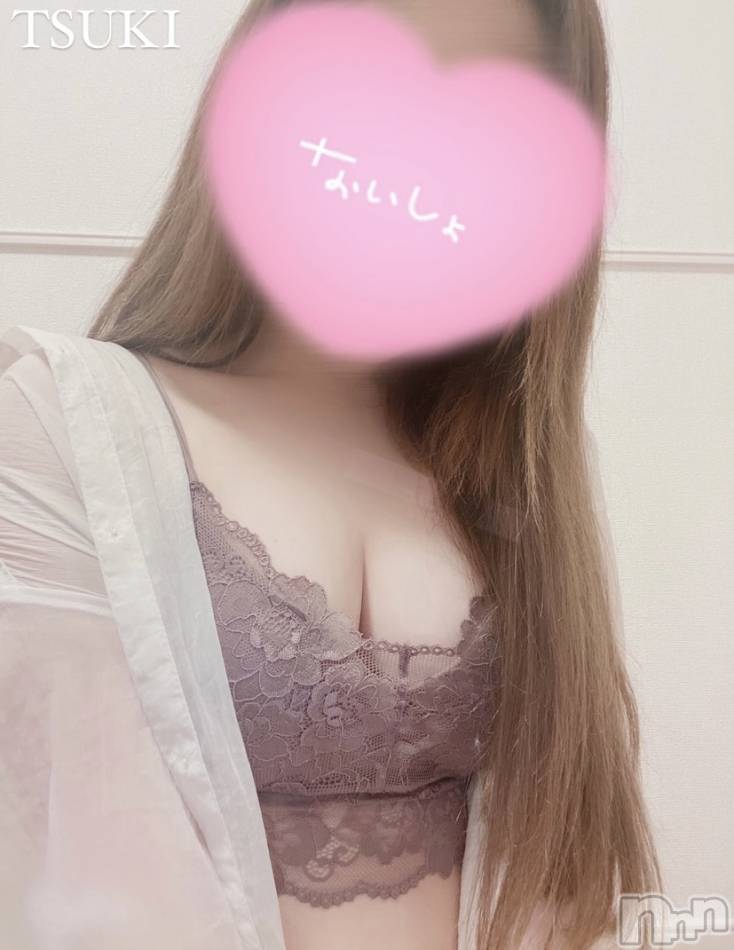 柏崎デリヘル(デリヘルカシワザキ)の2022年8月3日お店速報「空き枠残り僅か大人気つきちゃん残り一枠」