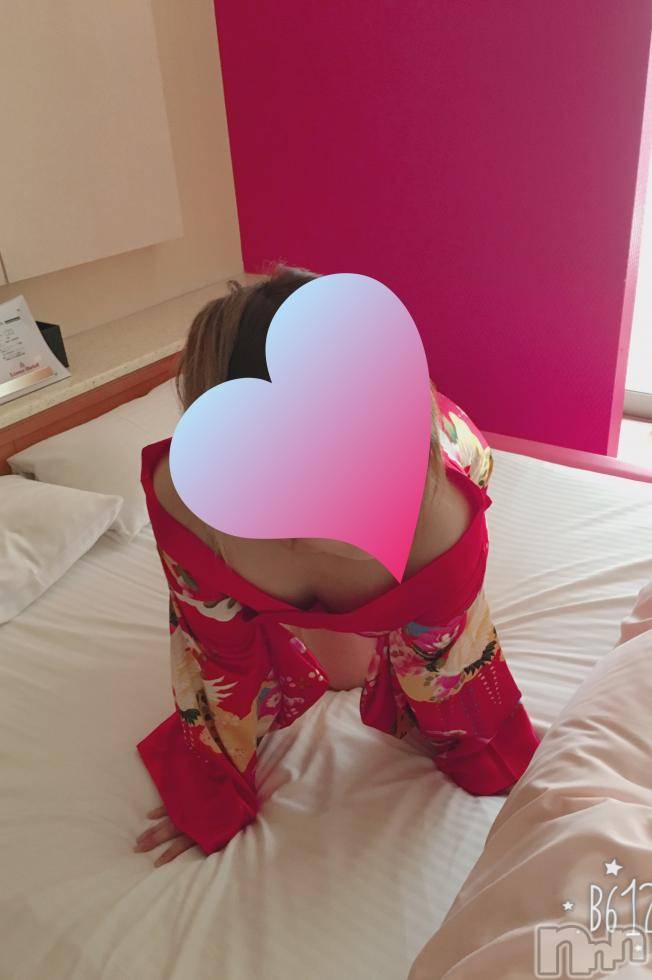 新潟デリヘルBIANCA～主人の知らない私～新潟店(ビアンカニイガタテン) 皐月　れい(36)の8月4日写メブログ「皆様、こんにちは(^^)」