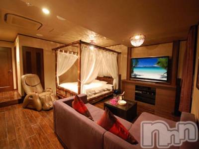 上越デリヘル 上越風俗出張アロママッサージ(ジョウエツフウゾクシュッチョウアロママッサージ) まどか★(35)の8月16日写メブログ「女子高生とお爺さんカップルの衝撃♡」