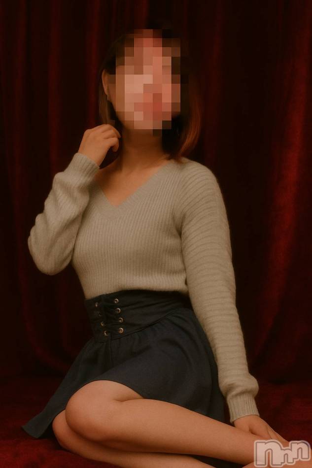 上田発デリヘル(アラウンドフォーティーフィフティー ミワクノビジュクジョ)の2025年8月5日お店速報「明日初出勤となります！早くもご案内可能枠わずかとなっております。」