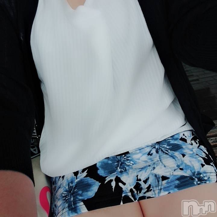 上越人妻デリヘルらぶ妻　～新潟の人妻が集う店～(ラブツマ) 【お得妻】渡辺かな★即尺◎(49)の9月22日写メブログ「飛び込み出勤しようか迷う………(;・・)」
