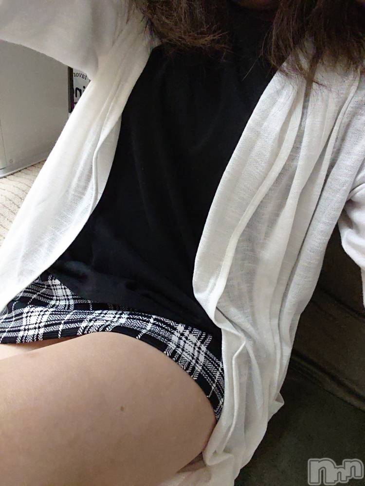 上越人妻デリヘルらぶ妻　～新潟の人妻が集う店～(ラブツマ) 【お得妻】渡辺かな★即尺◎(49)の5月5日写メブログ「そう、思ってるのゎアタシだけでしょうか？？」