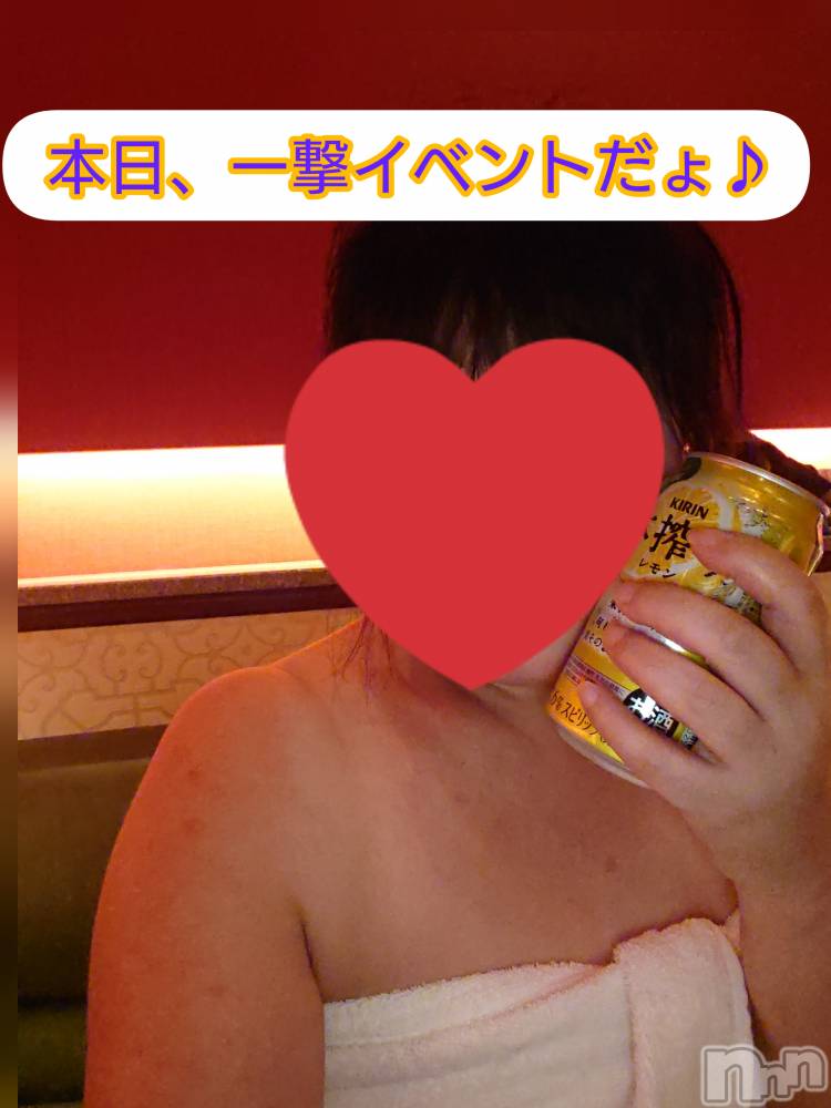 上越人妻デリヘルらぶ妻　～新潟の人妻が集う店～(ラブツマ) 【お得妻】渡辺かな★即尺◎(49)の8月25日写メブログ「✨本日、一撃イベントだょ✨」