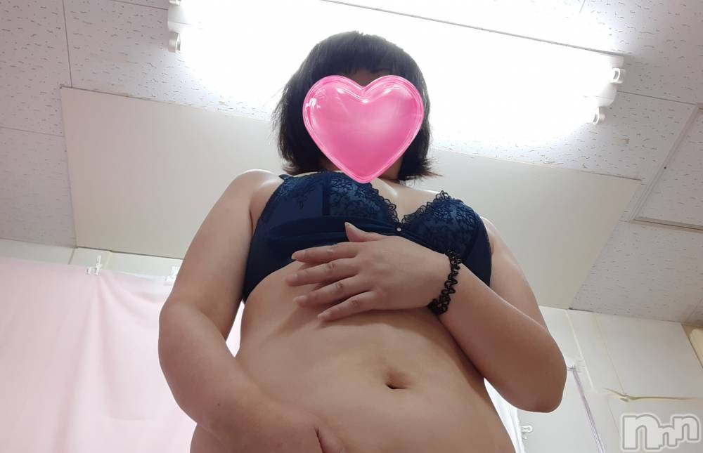 上越人妻デリヘルらぶ妻　～新潟の人妻が集う店～(ラブツマ) 【お得妻】渡辺かな★即尺◎(49)の8月20日写メブログ「最近……イッてないなぁ～」