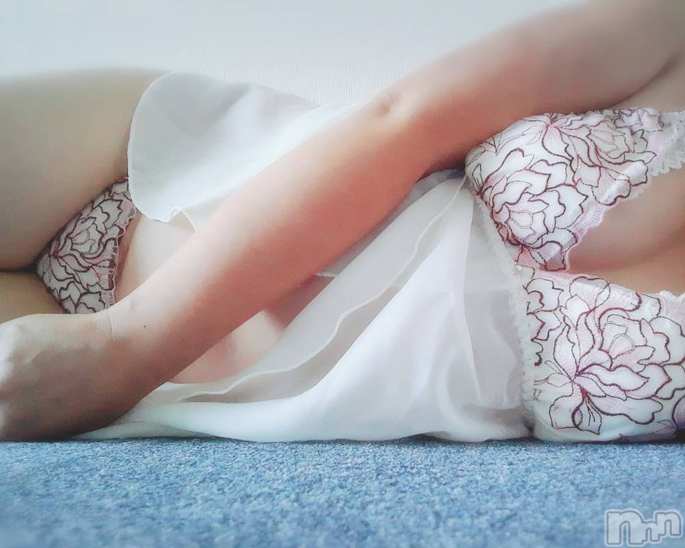 上越人妻デリヘルらぶ妻　～新潟の人妻が集う店～(ラブツマ) 【お得妻】渡辺かな★即尺◎(49)の9月11日写メブログ「全○入室3回目……」