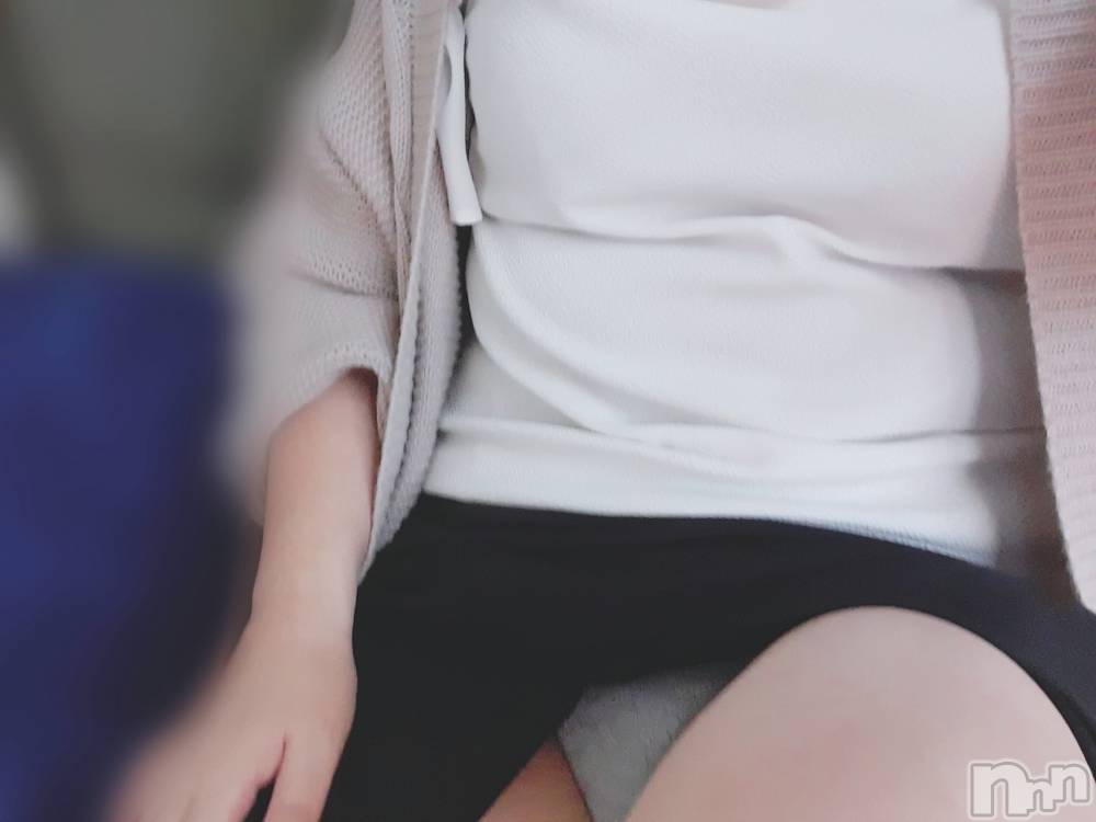 上越人妻デリヘルらぶ妻　～新潟の人妻が集う店～(ラブツマ) 【お得妻】渡辺かな★即尺◎(49)の11月14日写メブログ「夜から出勤🌃🌙*ﾟ」