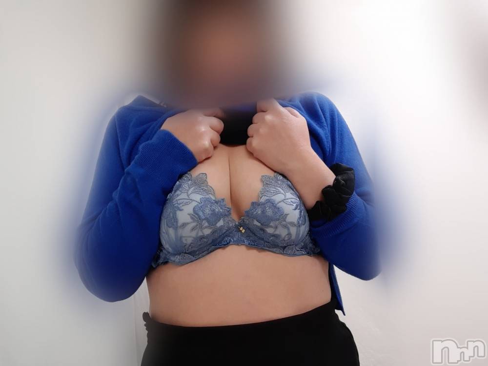 上越人妻デリヘルらぶ妻　～新潟の人妻が集う店～(ラブツマ) 【お得妻】渡辺かな★即尺◎(49)の1月9日写メブログ「暫くお休み入りますm(*_ _)m💦💦」
