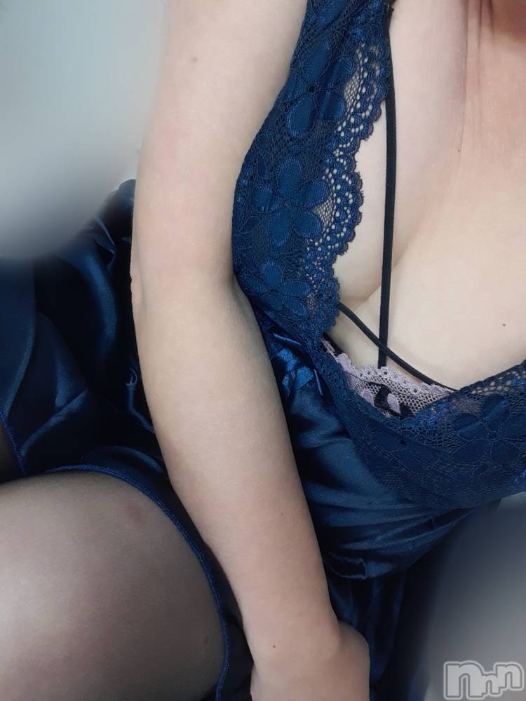 上越人妻デリヘルらぶ妻　～新潟の人妻が集う店～(ラブツマ) 【お得妻】渡辺かな★即尺◎(49)の8月20日写メブログ「大洪水でした😅💦💦」