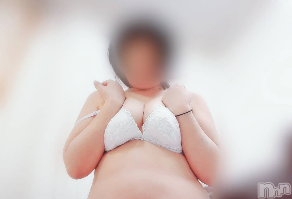 上越人妻デリヘルらぶ妻　～新潟の人妻が集う店～(ラブツマ) 【お得妻】渡辺かな★即尺◎(47)の3月25日写メブログ「今年こそは行きたい🥺」