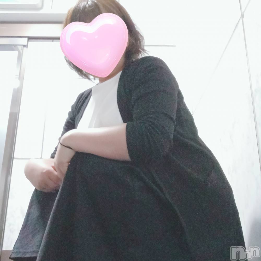 上越デリヘルらぶ妻　～新潟の人妻が集う店～(ラブツマ) 【お得妻】渡辺かな★即尺◎(49)の10月19日写メブログ「さて、ココは何処でしょう?」