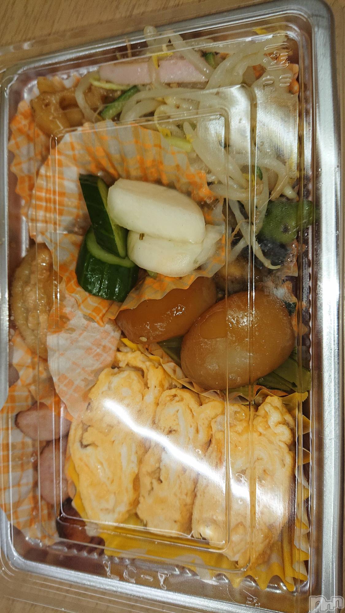 上越人妻デリヘルらぶ妻　～新潟の人妻が集う店～(ラブツマ)【お得妻】渡辺かな★即尺◎(49)の2021年10月12日写メブログ「今日のご飯🍚」