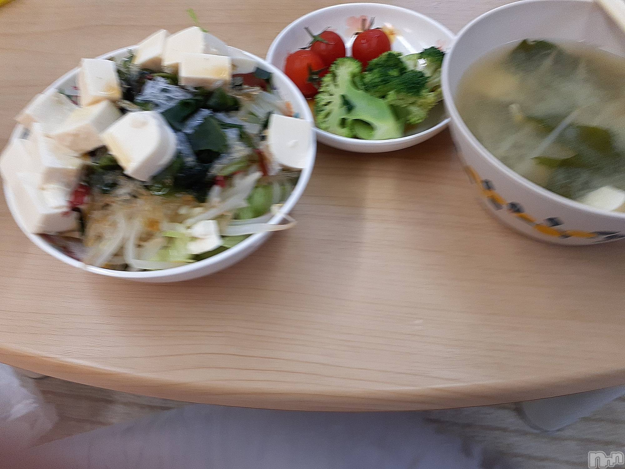 上越デリヘルらぶ妻　～新潟の人妻が集う店～(ラブツマ)【お得妻】渡辺かな★即尺◎(49)の2023年6月2日写メブログ「今日のご飯🍚」