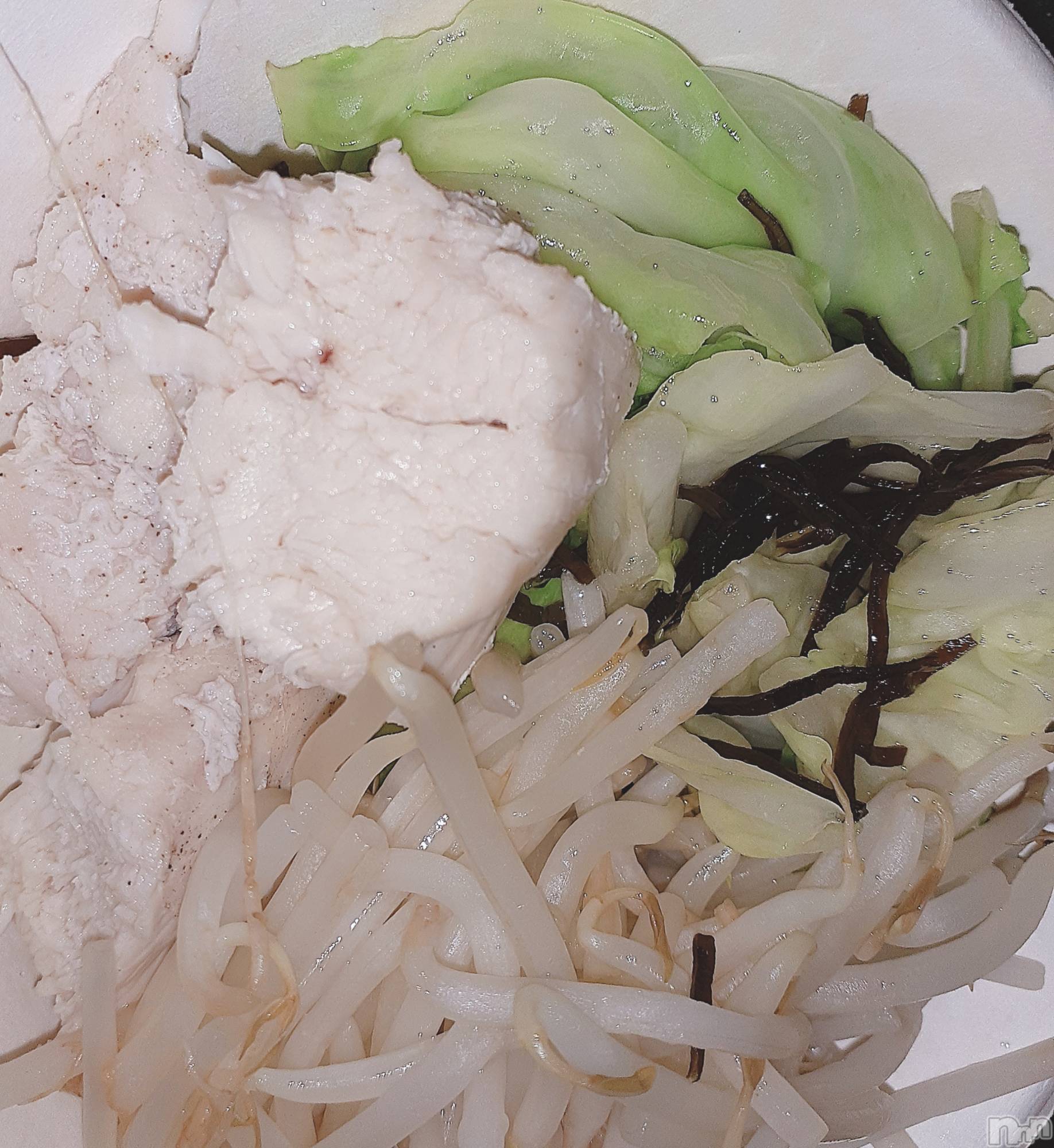 上越人妻デリヘルらぶ妻　～新潟の人妻が集う店～(ラブツマ)【お得妻】渡辺かな★即尺◎(49)の2023年6月8日写メブログ「今日の夜ご飯🌙🍚」