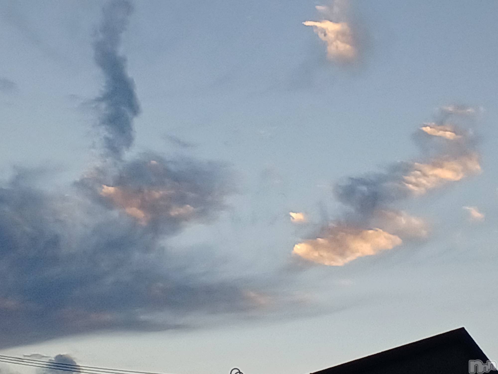 上越デリヘルらぶ妻　～新潟の人妻が集う店～(ラブツマ)【お得妻】渡辺かな★即尺◎(49)の2025年11月13日写メブログ「謎すぎる🤔⁉️」