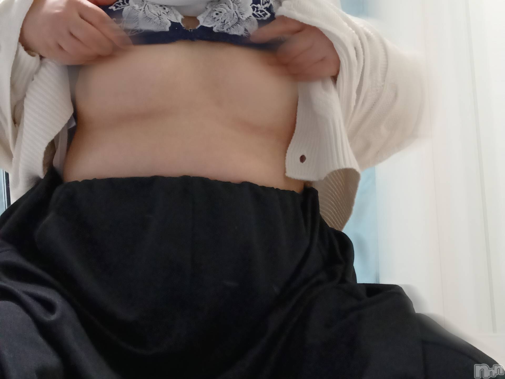 上越デリヘルらぶ妻　～新潟の人妻が集う店～(ラブツマ)【お得妻】渡辺かな★即尺◎(49)の2025年12月2日写メブログ「触れ合いましょ(*´∀`)ﾉ💋💗」