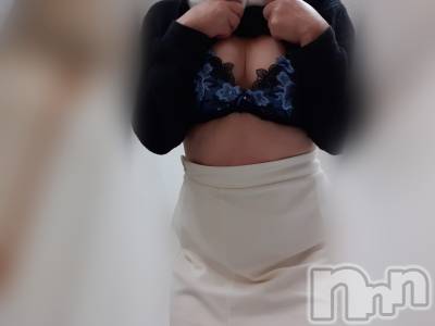 上越デリヘル らぶ妻　～新潟の人妻が集う店～(ラブツマ) 【お得妻】渡辺かな★即尺◎(49)の10月30日写メブログ「本日、お休み…」