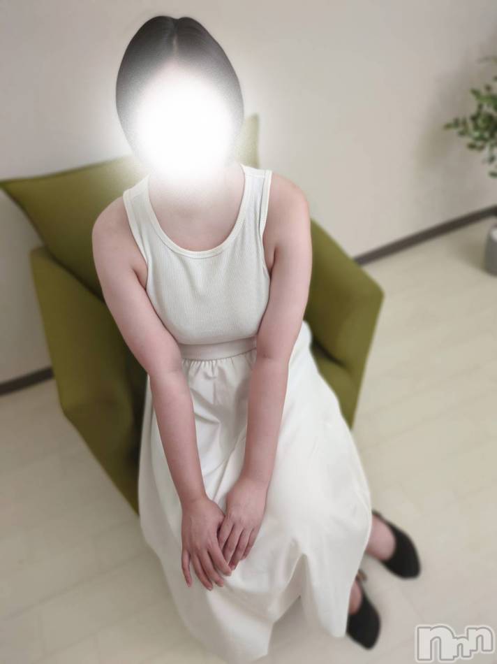 長岡人妻デリヘル(ヒメツマラボ)の2025年8月22日お店速報「☆22日の人妻出勤情報☆」