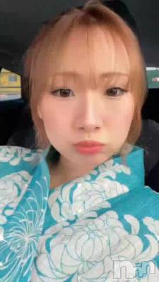 Hey‹‹(` )/››