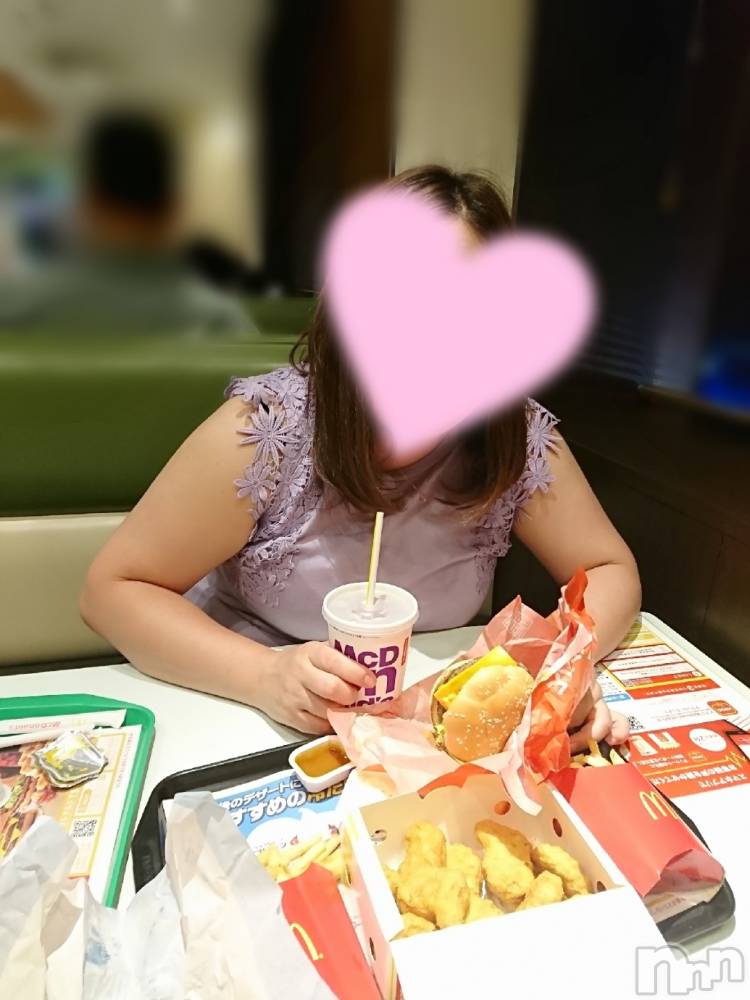 松本発ぽっちゃり癒し姫 松本店(イヤシヒメマツモトテン) 【B】愛原美波(45)の8月24日写メブログ「食べちゃって❤️」
