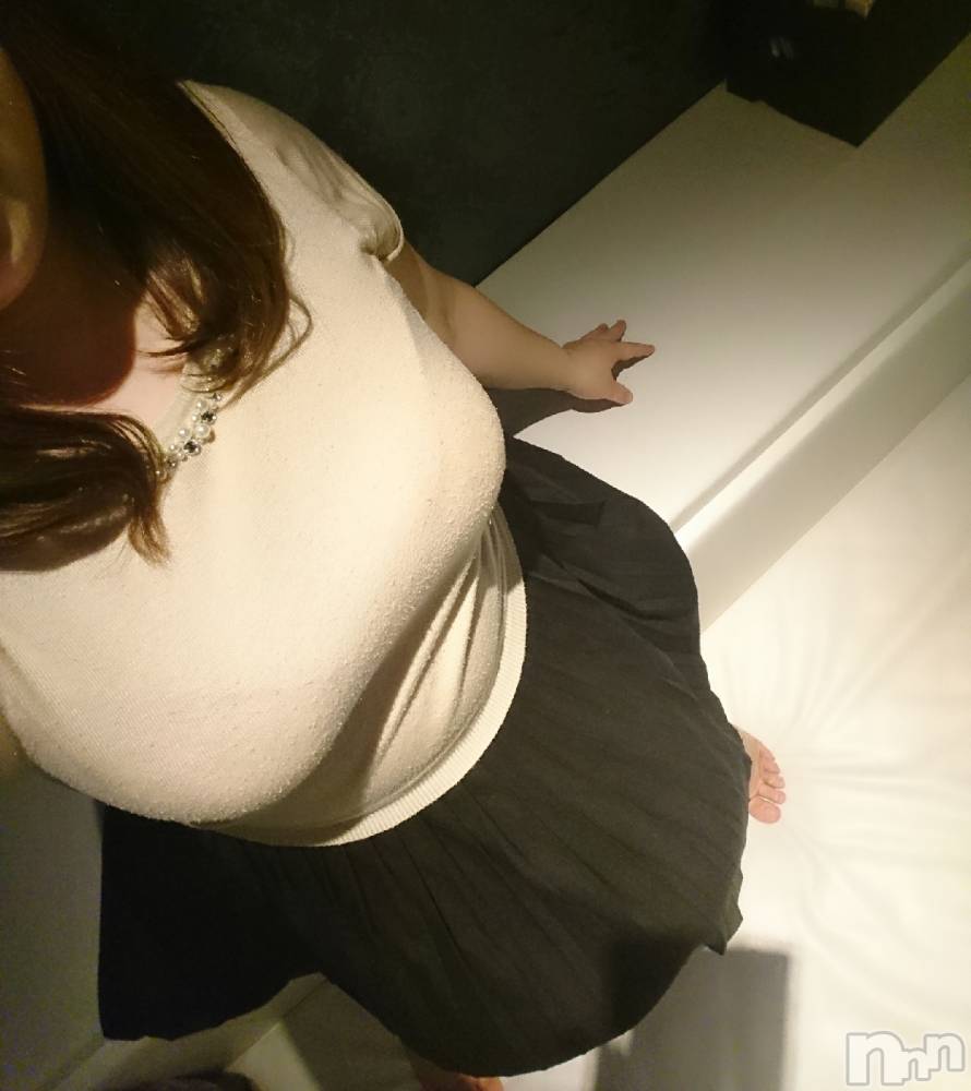 松本発ぽっちゃり癒し姫 松本店(イヤシヒメマツモトテン) 【B】愛原美波(45)の9月19日写メブログ「モミモミして」