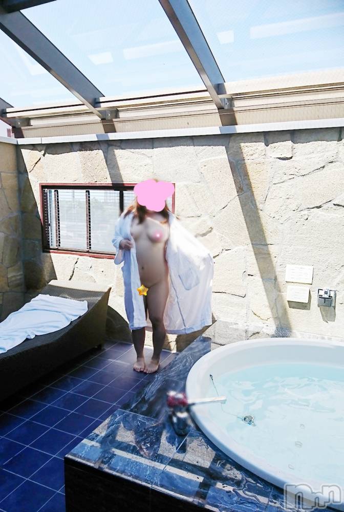 松本発ぽっちゃり癒し姫 松本店(イヤシヒメマツモトテン) 【B】愛原美波(45)の7月19日写メブログ「野外依頼」