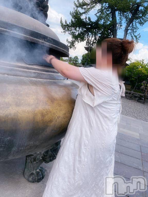 松本発ぽっちゃり癒し姫 松本店(イヤシヒメマツモトテン)【B】愛原美波(45)の2025年7月28日写メブログ「魅せられて」