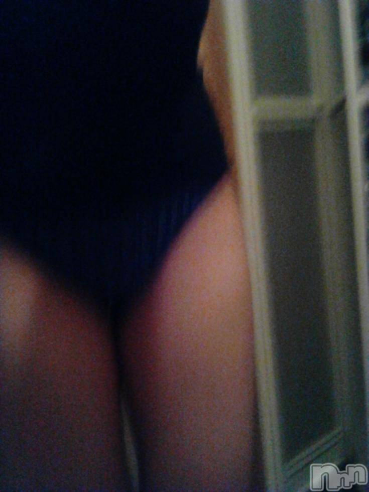 長岡デリヘル人妻楼　長岡店(ヒトヅマロウ　ナガオカテン) みえ(43)の10月30日写メブログ「出勤してます!!」