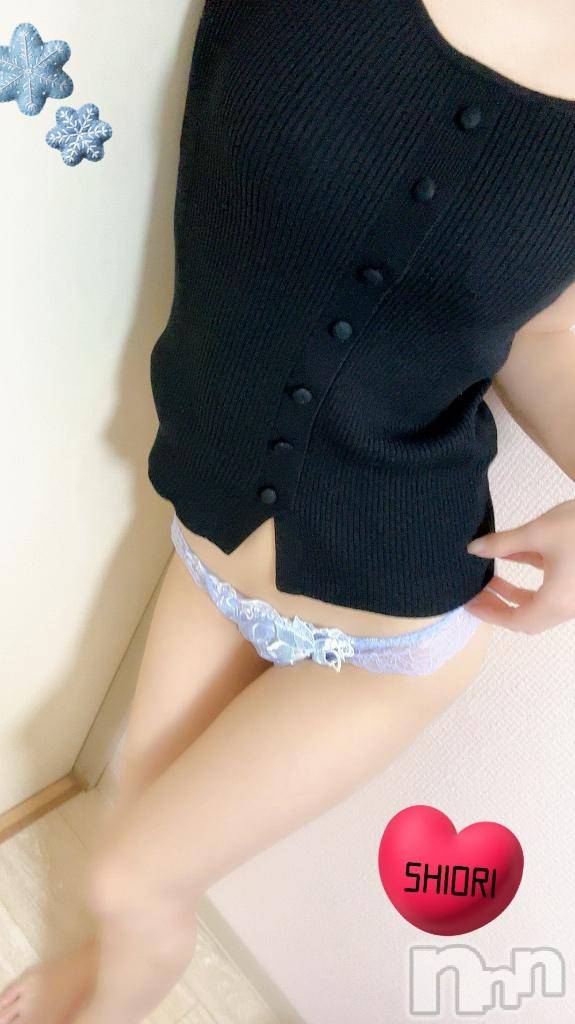 新潟デリヘルMinx(ミンクス)詩織(24)の2024年12月12日写メブログ「♡熱い♡」