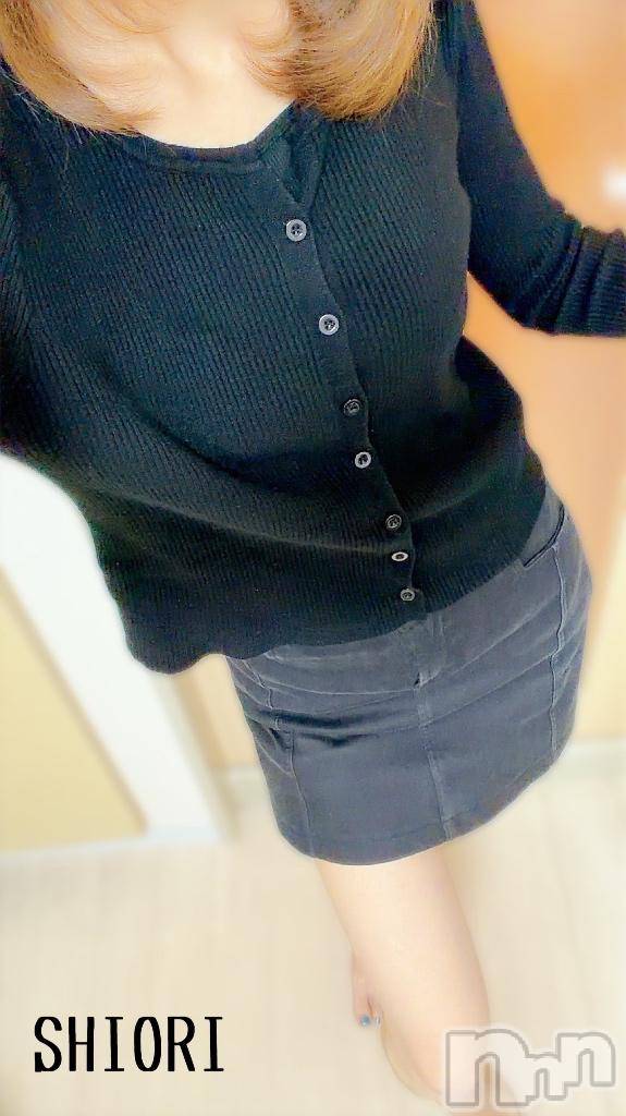 新潟デリヘルMinx(ミンクス)詩織(26)の2026年10月15日写メブログ「🤍しおりだよ🤍」