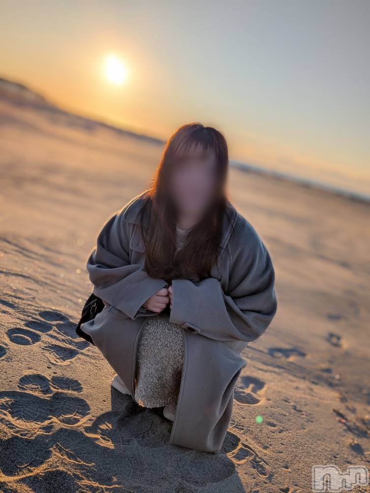 三条デリヘル人妻じゅんちゃん-出稼ぎ0！地元の奥様専門-(ヒトヅマジュンチャン) 相川あみ☆癒しの女神(37)の12月7日写メブログ「センチメンタルな気分✦.*？！」