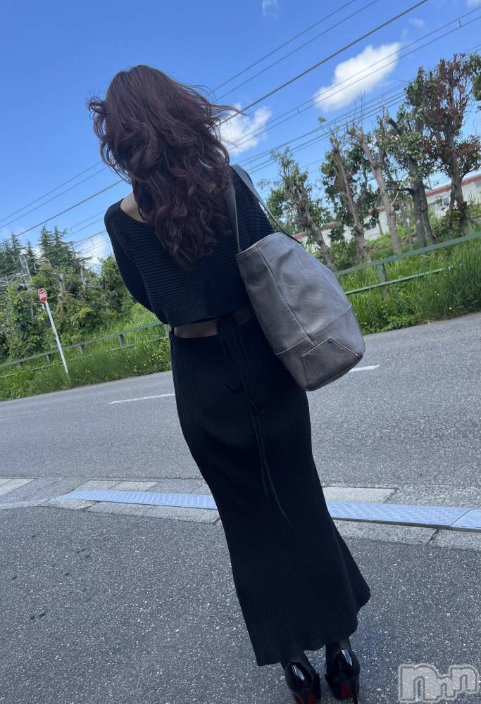 新潟人妻デリヘル新潟人妻　2nd Wife(セカンドワイフ) さき奥様(46)の6月3日写メブログ「お久しぶりです♪」