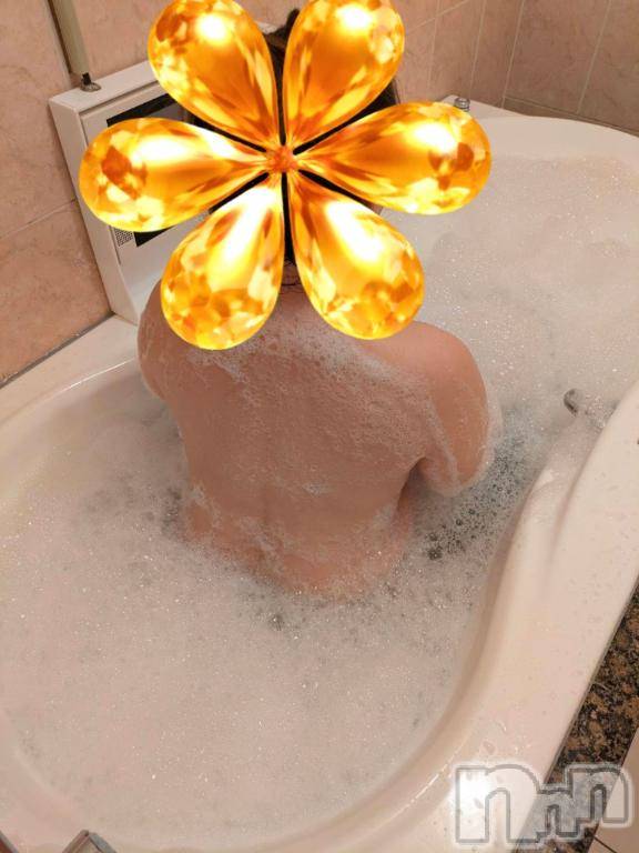 長岡デリヘルBIANCA～主人の知らない私～長岡店(ビアンカナガオカテン) 清水　くるみ(38)の4月1日写メブログ「出勤しました！」