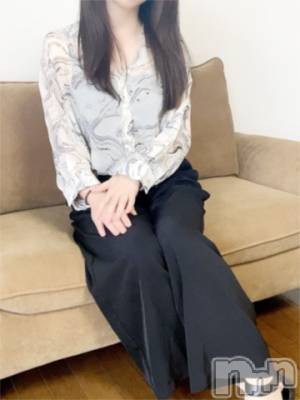 りん(29) 身長150cm、スリーサイズB80(C).W53.H82。長野デリヘル スウィートフェアリー在籍。