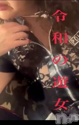 夢（ゆめ）(49) 身長163cm、スリーサイズB95(G以上).W64.H91。新潟人妻デリヘル 人妻の城(ヒトヅマノシロ)在籍。
