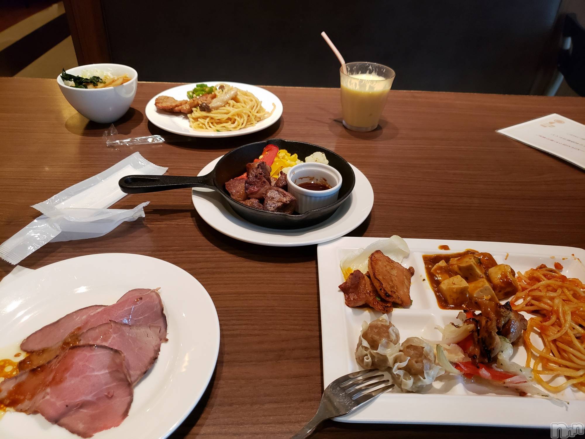 新潟デリヘル奥様特急 新潟店(オクサマトッキュウニイガタテン)ゆかり(29)の2019年11月15日写メブログ「おはようございます」