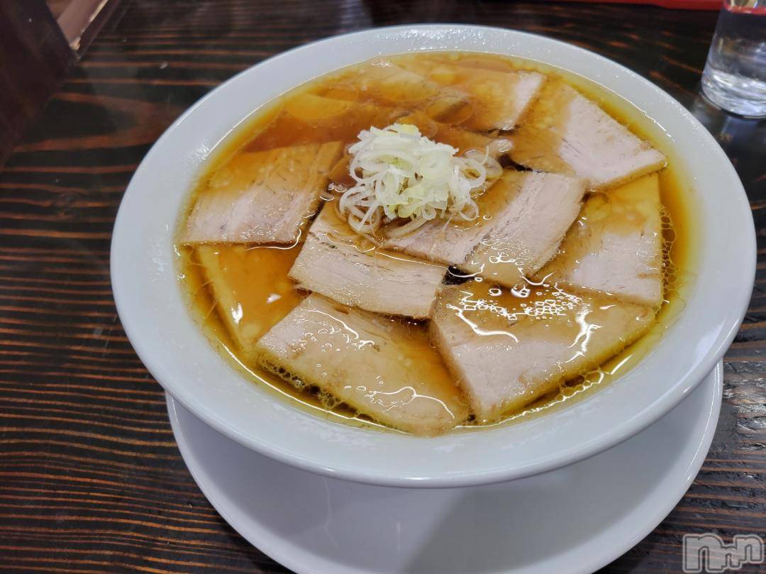 新潟デリヘル奥様特急 新潟店(オクサマトッキュウニイガタテン)ゆかり(29)の2024年10月25日写メブログ「今日も」