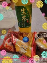 新潟デリヘル奥様特急 新潟店(オクサマトッキュウニイガタテン) ゆかり(29)の1月4日写メブログ「エリーゼ36号室のお兄さま」